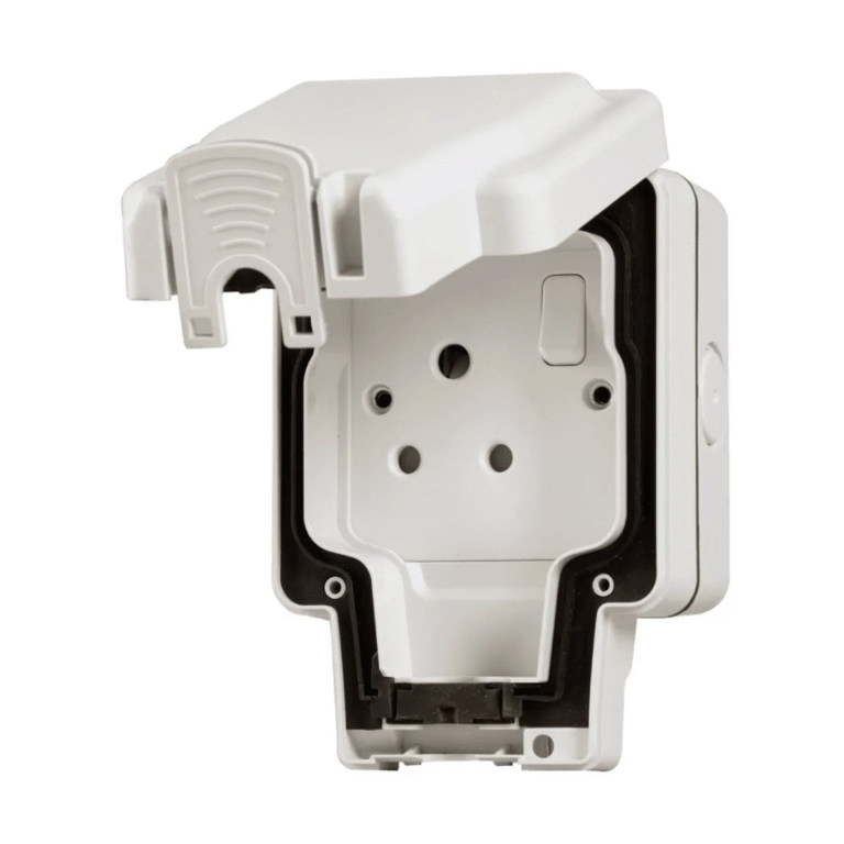 Outdoor Weatherproof Socket (IP66) - IMG (1)