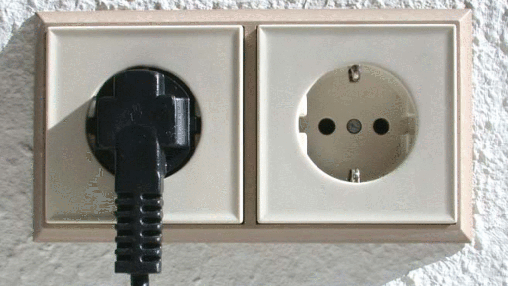 Schuko-Type-F-Sockets