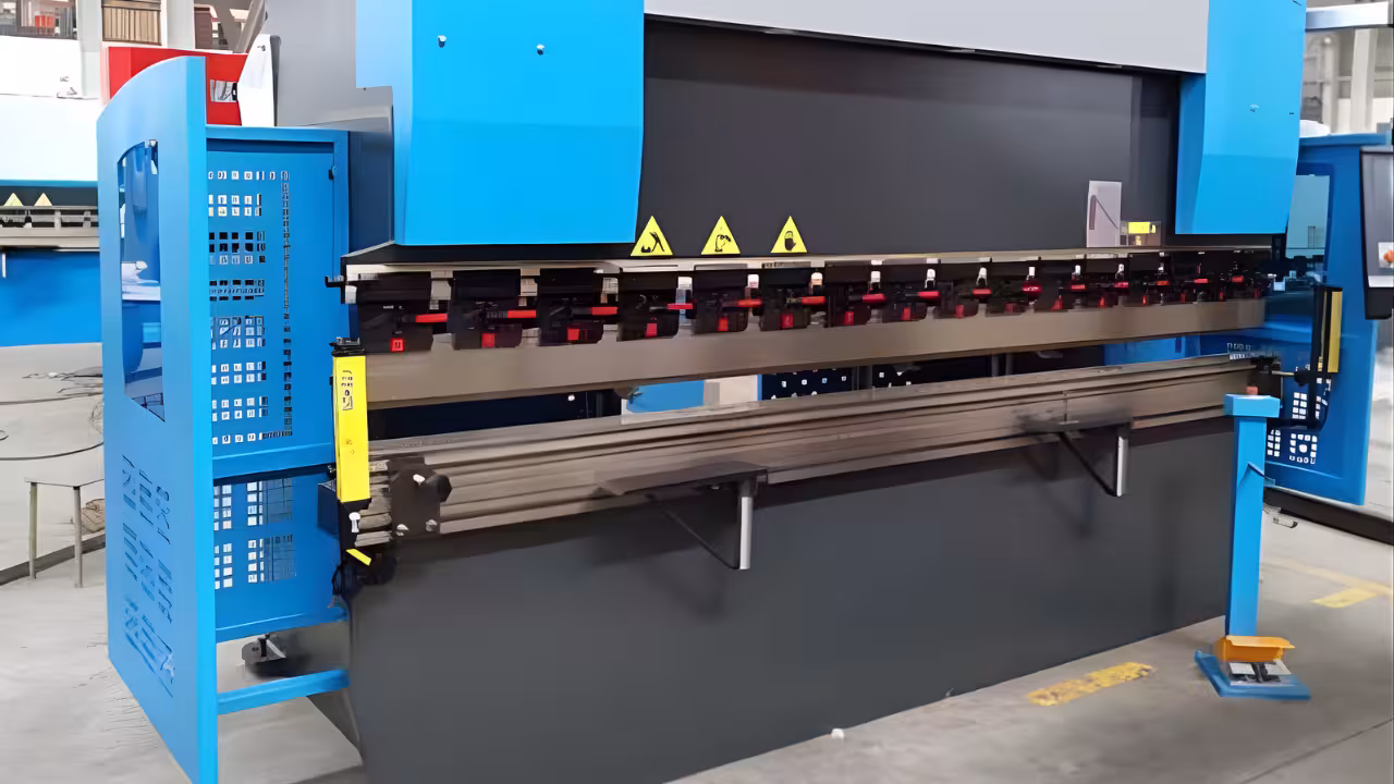 Laser Cutting Sheet Metal Facility (3)